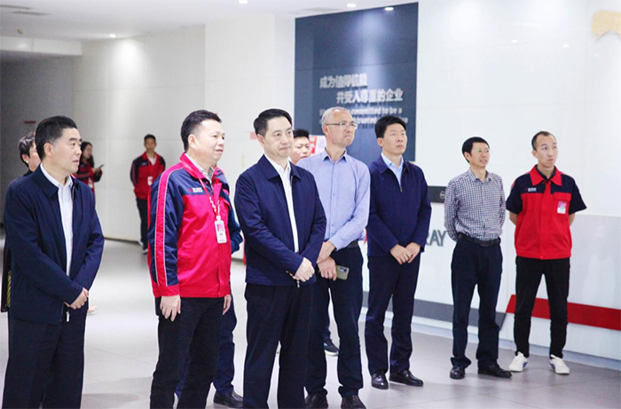 重庆市副市长郑向东率队莅临蜜汁噜噜久久噜噜久久久农机考察调研